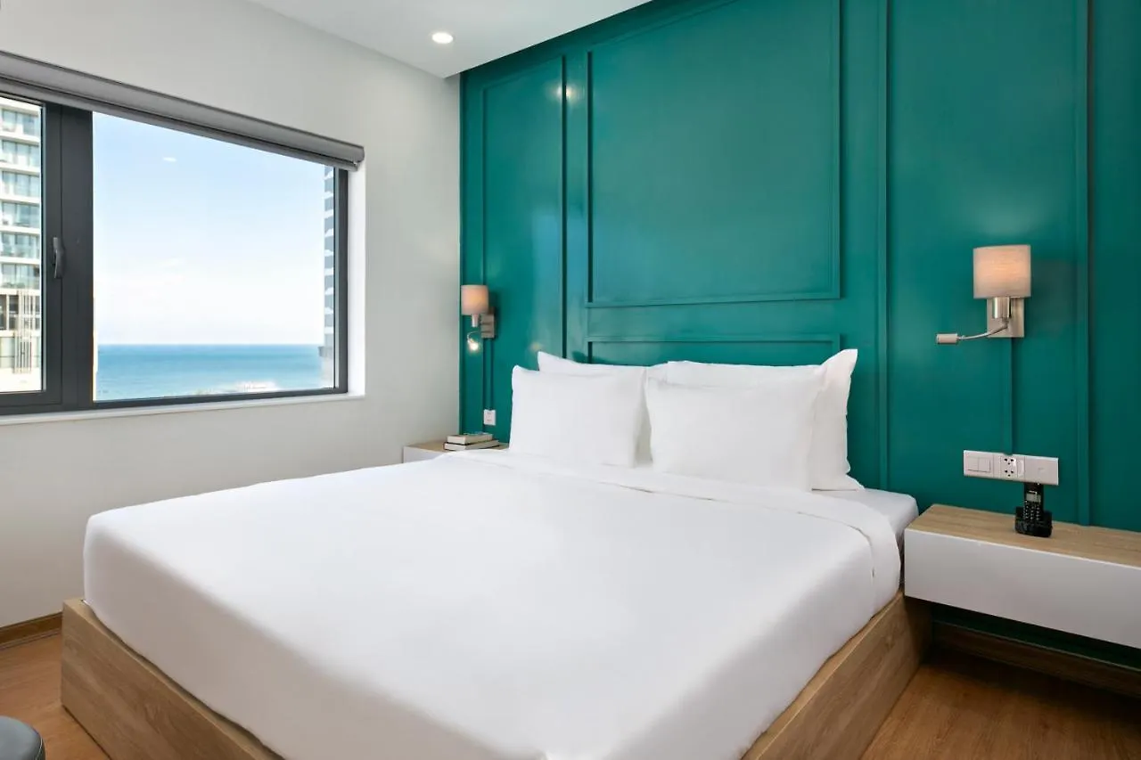 Dolphin Hotel And Apartment Дананг