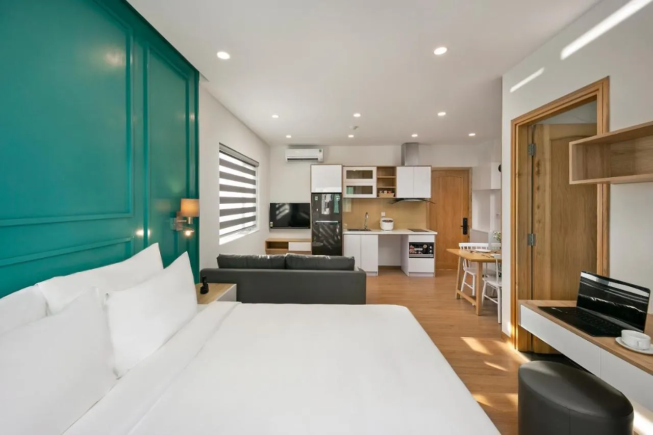 Апарт-отель Dolphin Hotel And Apartment Дананг