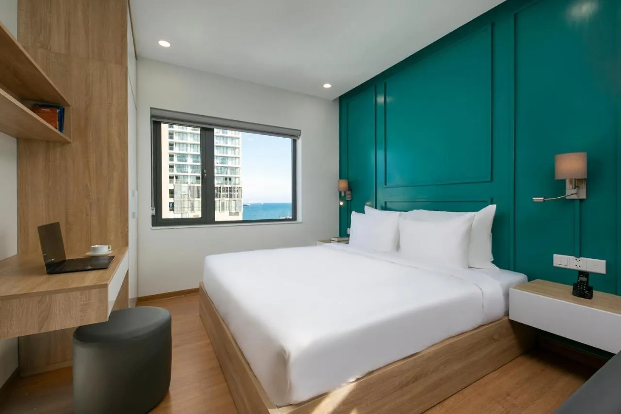 Апарт-отель Dolphin Hotel And Apartment Дананг